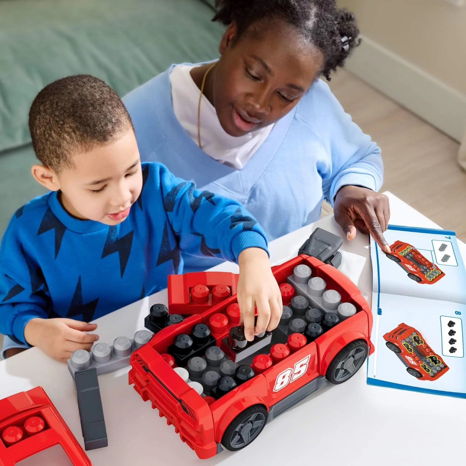 Mega BLOKS Ma Voiture de Course à Construire, Coffret de Construction 3 en 1 pour Les Tout-Petits (constructions alternatives : Un Pick-up ou Un Hot Rod), avec 26 éléments et des Roues, JKG35 - Image 7