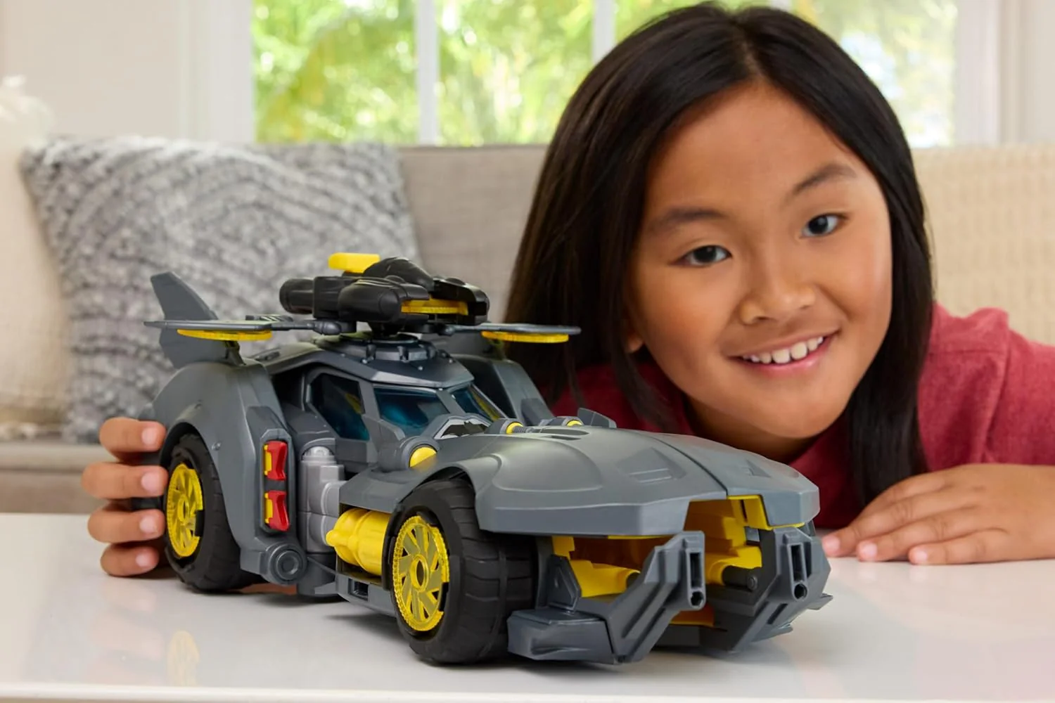 Mattel DC Batlink Batmobile - Image 2