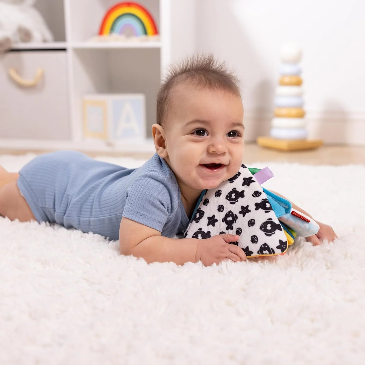 Melissa & Doug Ocean Tummy Time Triangle Infant Baby Toy, Soft Sensory Play with Textures, Mirror, Floor Toy for Newborns to Ages 6 Months, 11.5 x 8.1 x 1.25 - Image 3