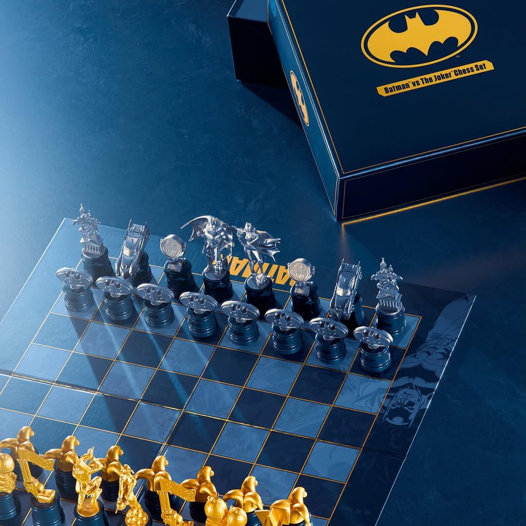 DC Comics - Gioco di scacchi Batman vs Joker, The Noble Collection - Image 3