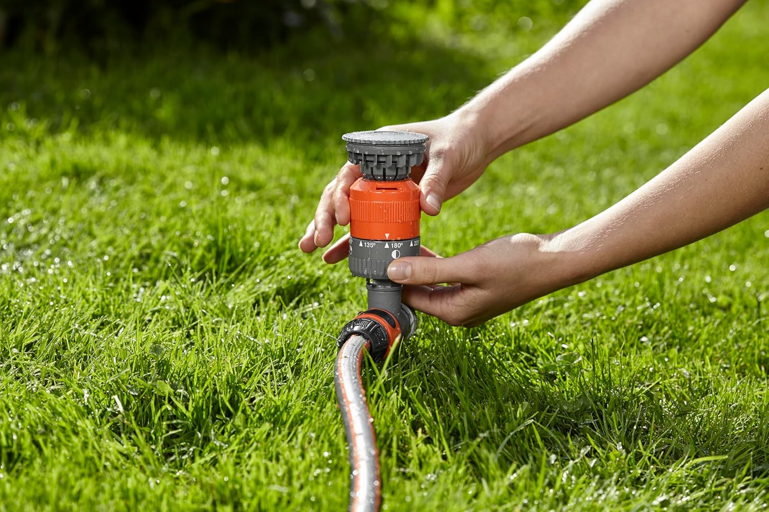 Gardena Circular Sprinkler Vario with Spike - Image 2