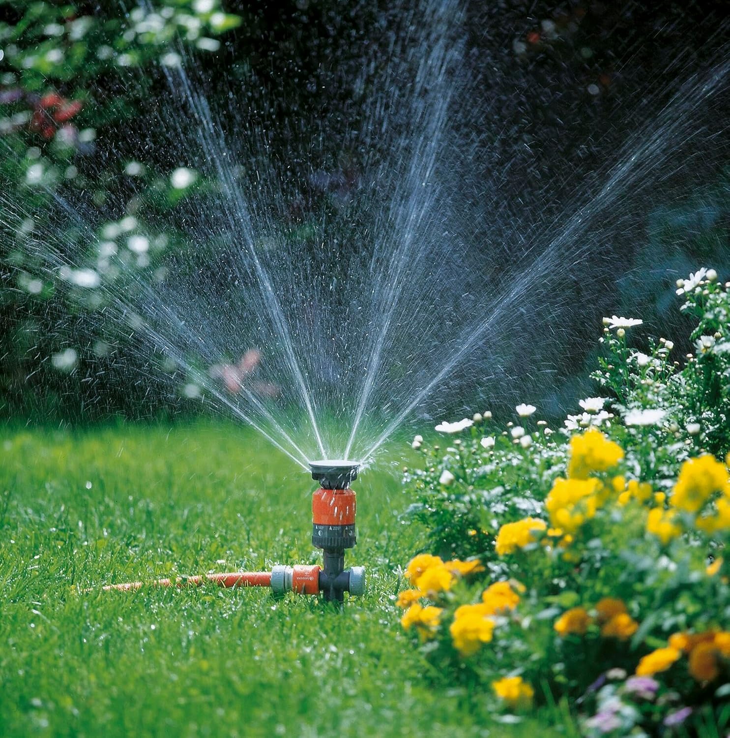 Gardena Circular Sprinkler Vario with Spike - Image 4