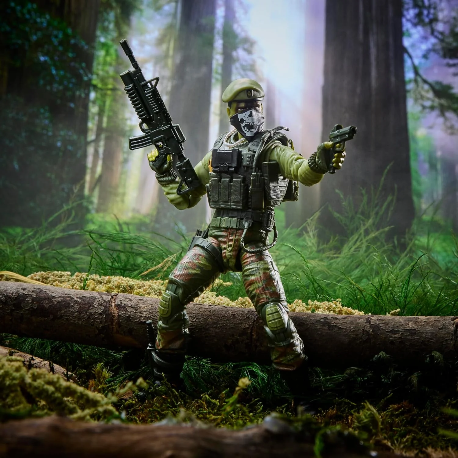 G.I. Joe Classified Series, Legacy Collection: Action Soldier - Special Forces, set con action figure collezionabile da 15 cm e 16 accessori - Image 3