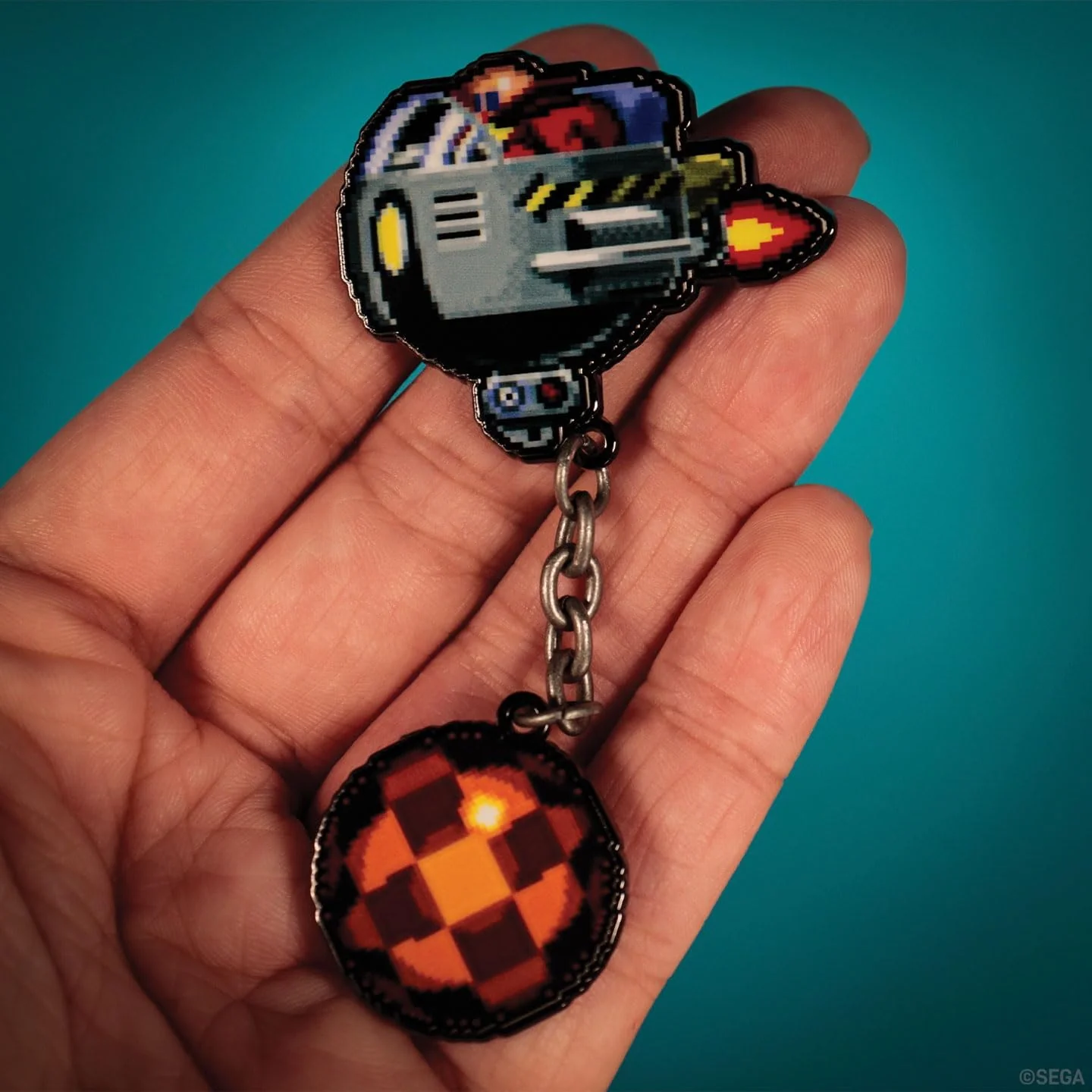 Sonic the Hedgehog Dr. Eggman Egg Mobile Chained Pin Badge - Edizione Limitata 5000 - Oggetti da collezione numerati individualmente - Image 3