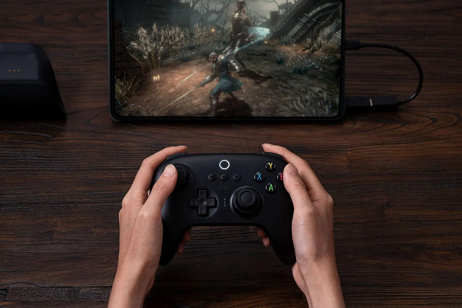8bitdo Ultimate Controller with Charging Dock 2.4g for Windows and Android - Black - Image 4