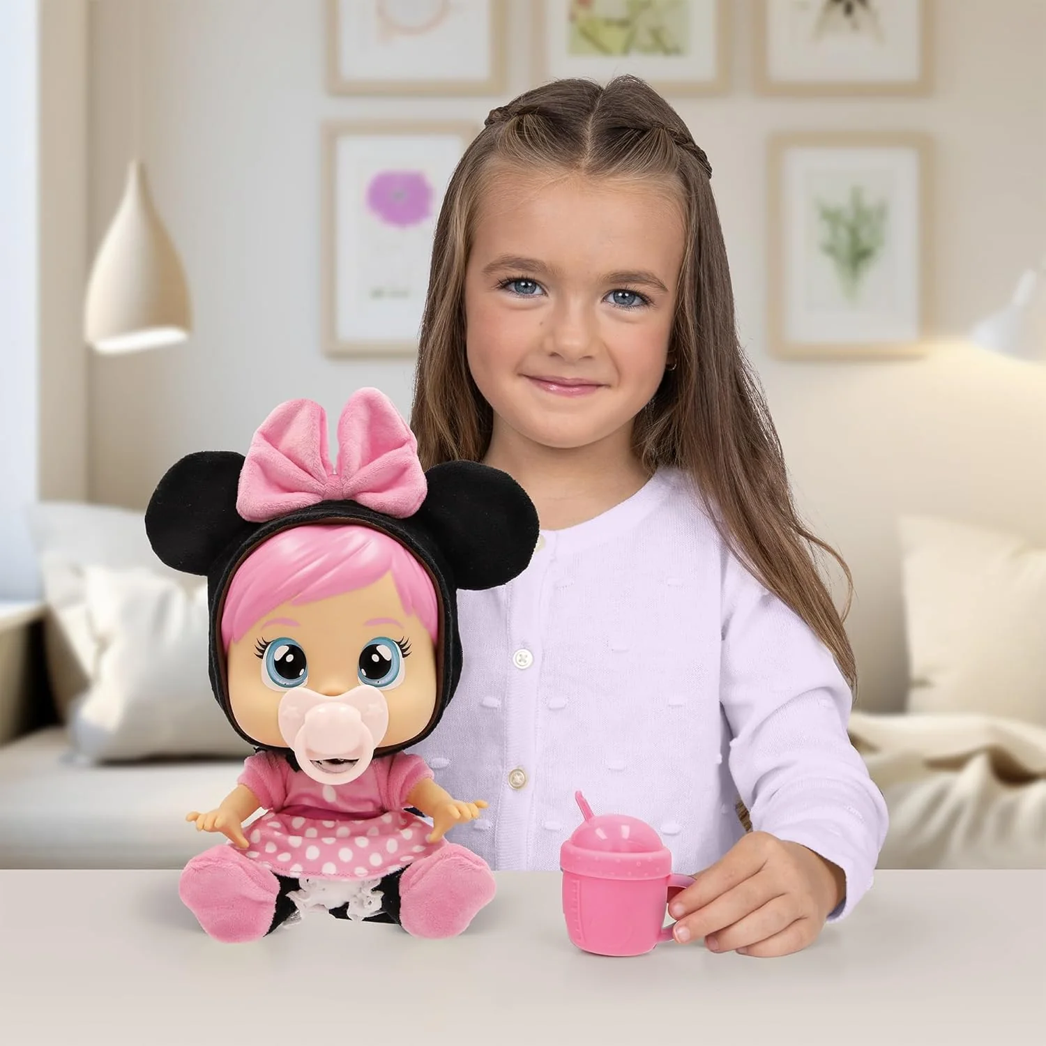 Cry Babies Disney Minnie Baby-Puppe Loving Care inspiriert von Minnie Mouse, inklusive 3 Zubehörteilen und weint echte Tränen. Kinder ab 3 Jahren. - Image 2