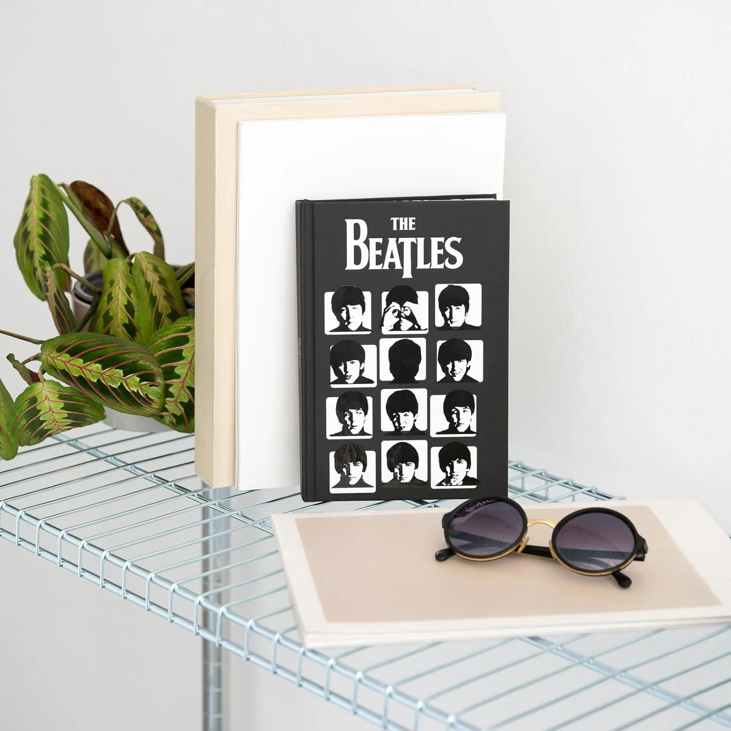 Grupo Erik A5 Notitieboek - The Beatles | Dotted Journal, gestippeld notitieboek, Bullet Journal | Notitieboeken A5, A5, A5 notitieblok, schetsboek A5 | Beatles Gifts - Image 2