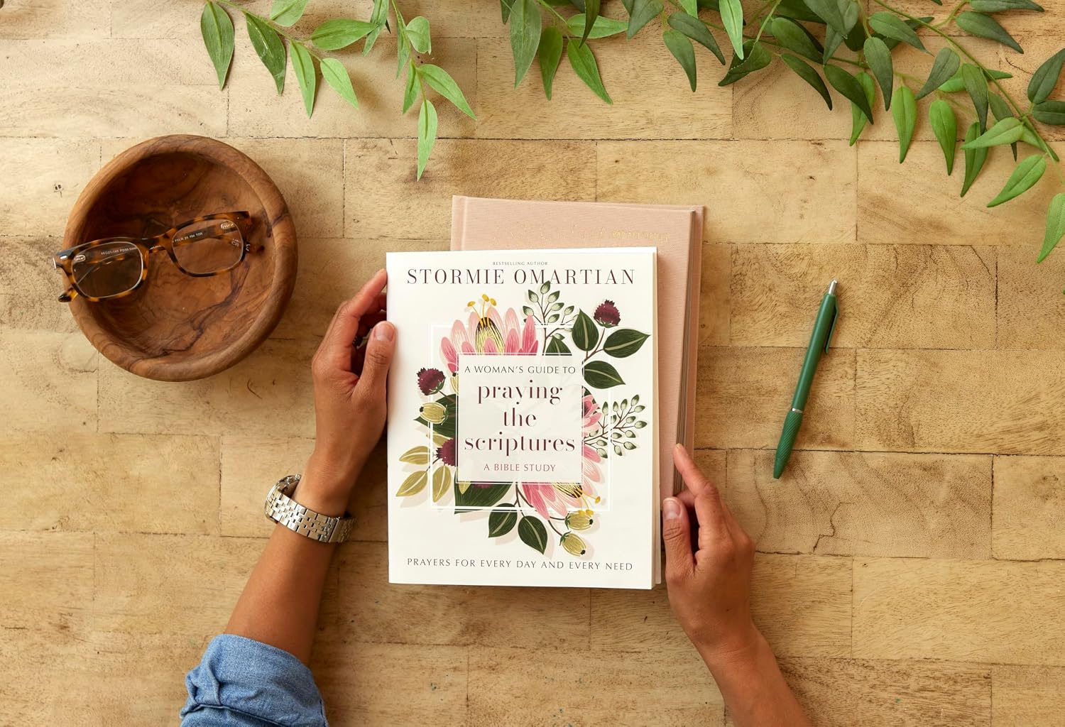 A Woman's Guide to Praying the Scriptures: Prayers for Every Day and Every Need (A Prayer Bible Study - Image 5