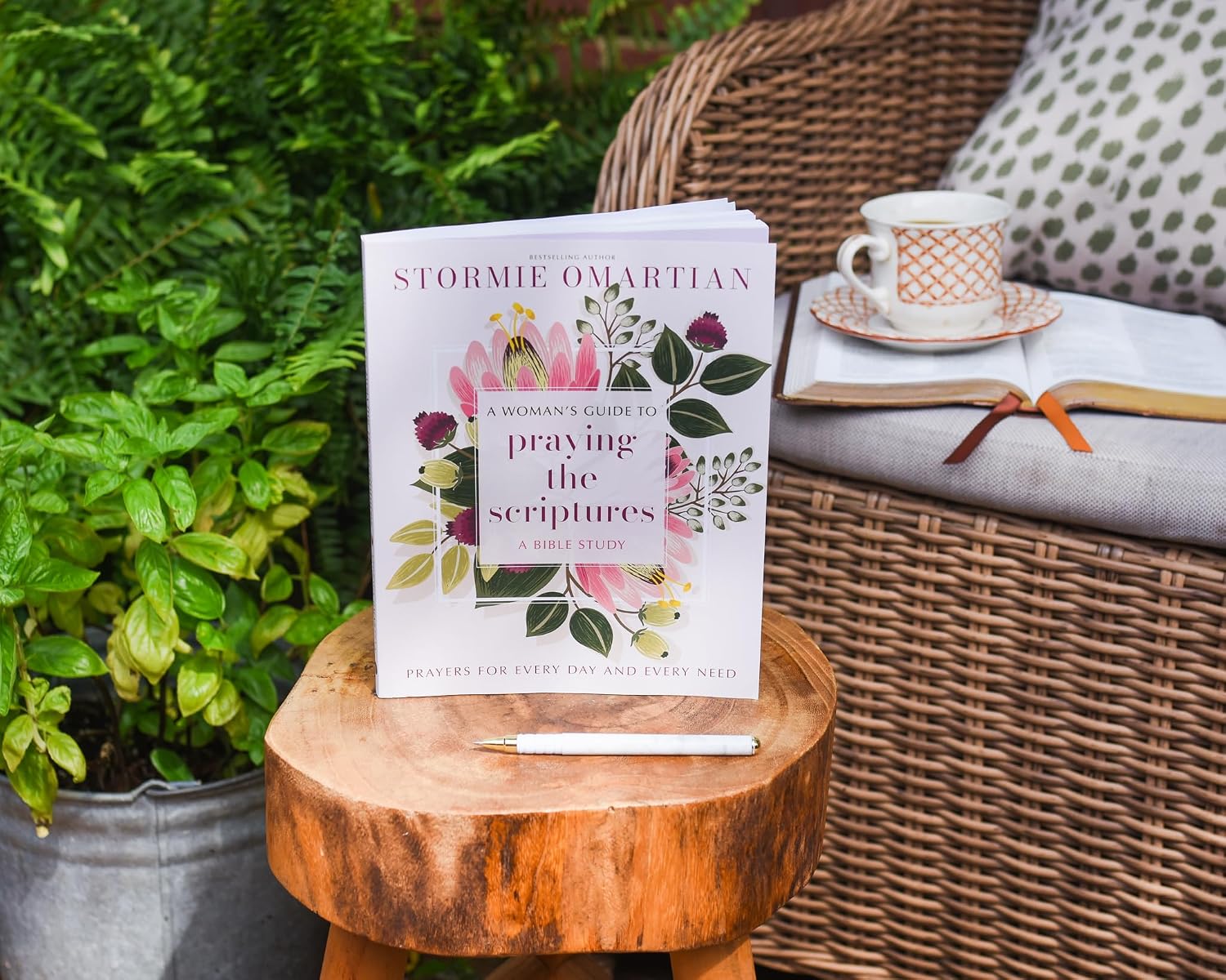A Woman's Guide to Praying the Scriptures: Prayers for Every Day and Every Need (A Prayer Bible Study - Image 6